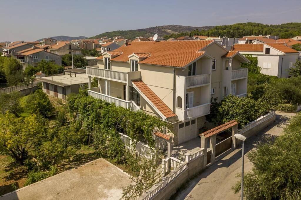 Royal Platinum Studio Apartment Vodice Exterior photo